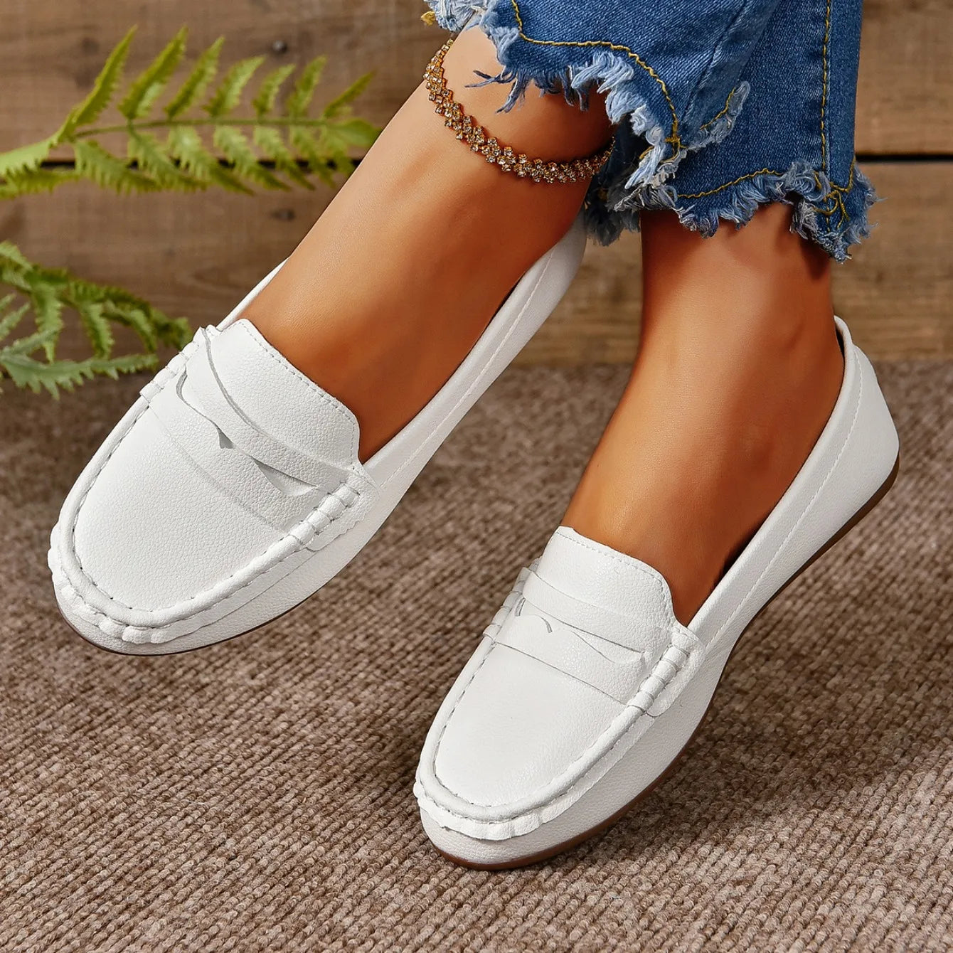 SARA | Classic Slip-On Soft Moccasins For Women