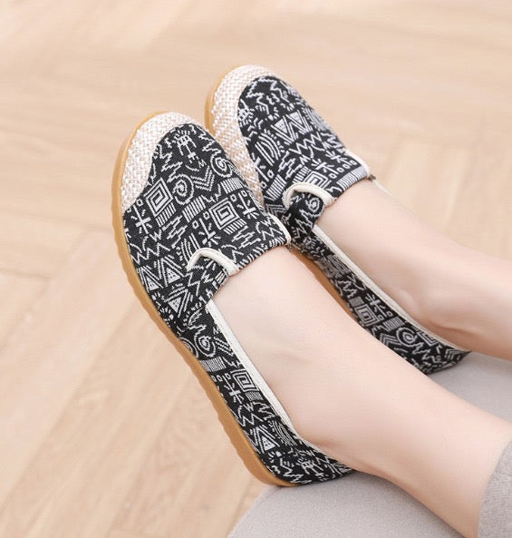 DUNES | Trend-Savvy City Women's Espadrilles